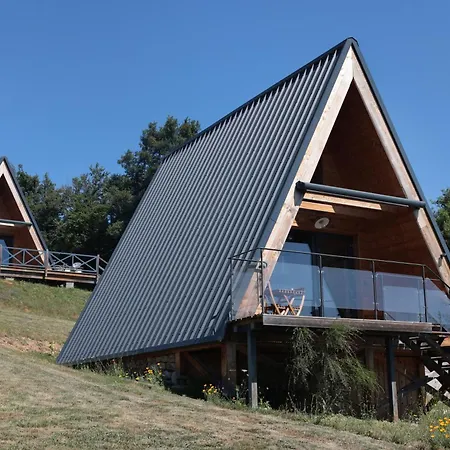 O Tipi Kemp Saint-Christo-en-Jarez